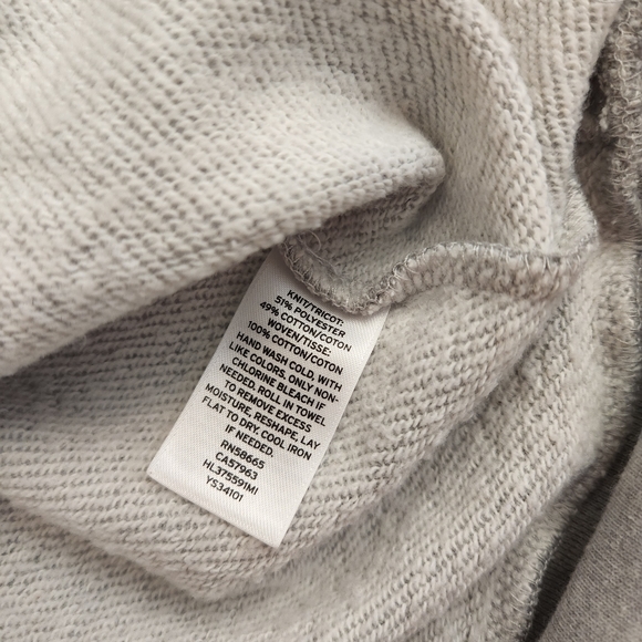 Trouve Cold Shoulder Striped Sweater - Picture 3 of 3